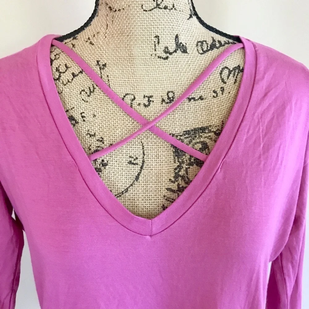 NWT Victoria’s Secret PINK Super Soft Criss Cross Long Sleeve Tee – (XS)